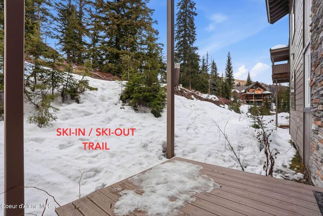 22 Chapel Court, Unit 201, Sandpoint, ID 83864