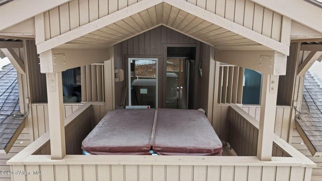 22 Chapel Court, Unit 201, Sandpoint, ID 83864