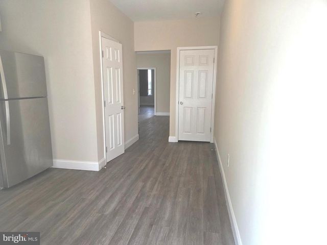 157 ROBERTSON AVE, Morrisville, PA 19067