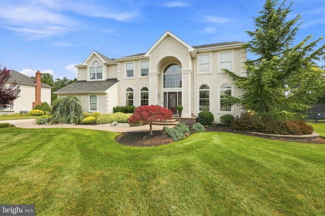 36 QUAIL HOLLOW DR, Sewell, NJ 08080