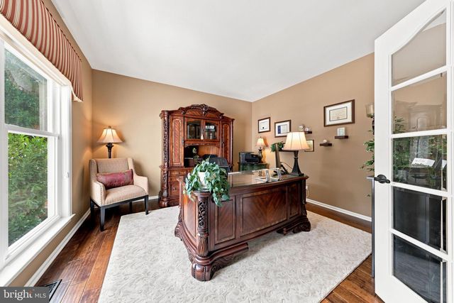 36 QUAIL HOLLOW DR, Sewell, NJ 08080