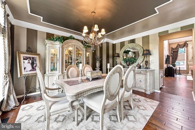 36 QUAIL HOLLOW DR, Sewell, NJ 08080