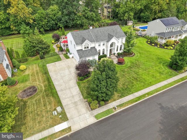 36 QUAIL HOLLOW DR, Sewell, NJ 08080