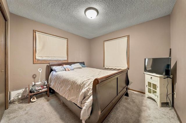 701 Leonard Drive, Eau Claire, WI 54703