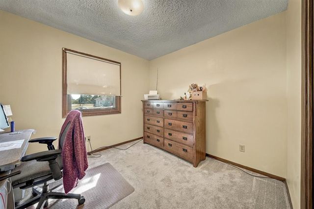701 Leonard Drive, Eau Claire, WI 54703