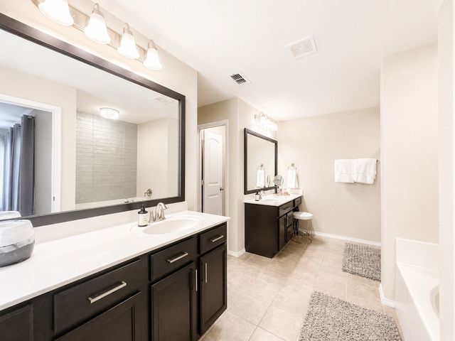 700 Hartsfield Street, Aubrey, TX 76227