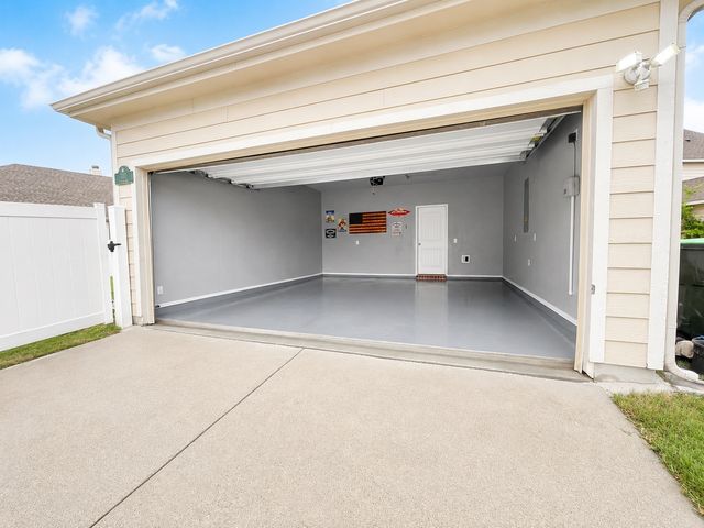 700 Hartsfield Street, Aubrey, TX 76227