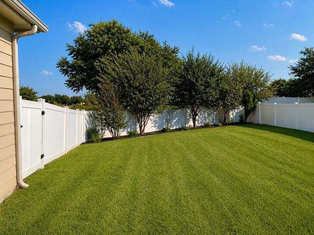 700 Hartsfield Street, Aubrey, TX 76227
