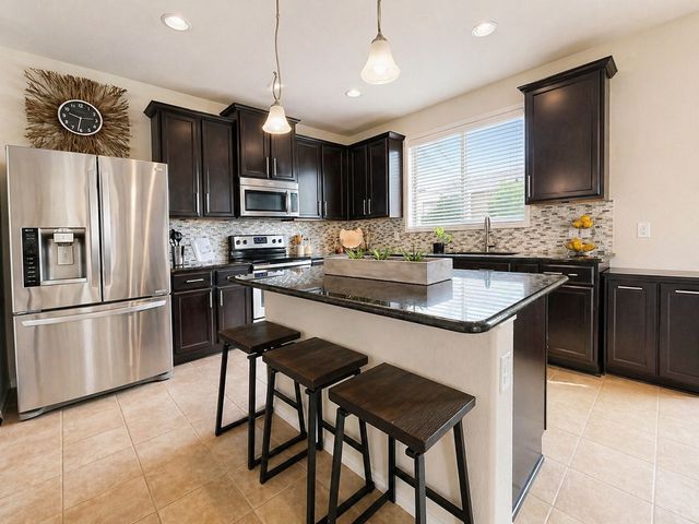 700 Hartsfield Street, Aubrey, TX 76227