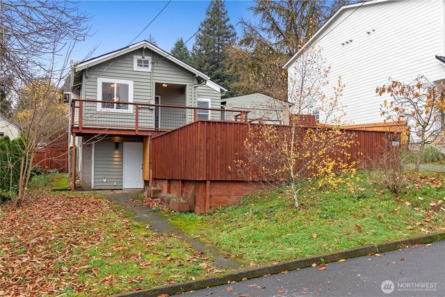 1241 NW Couch Street, Camas, WA 98607