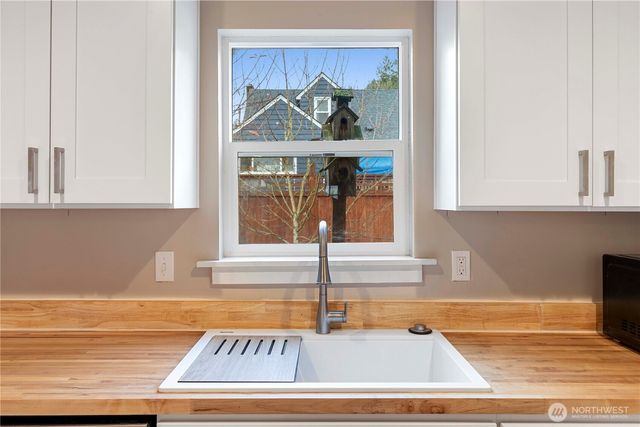 1241 NW Couch Street, Camas, WA 98607