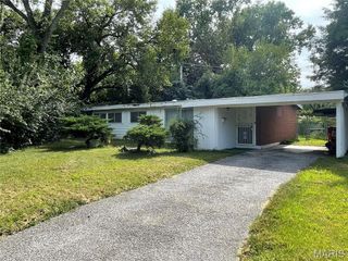8406 January Avenue, Berkeley, MO 63134