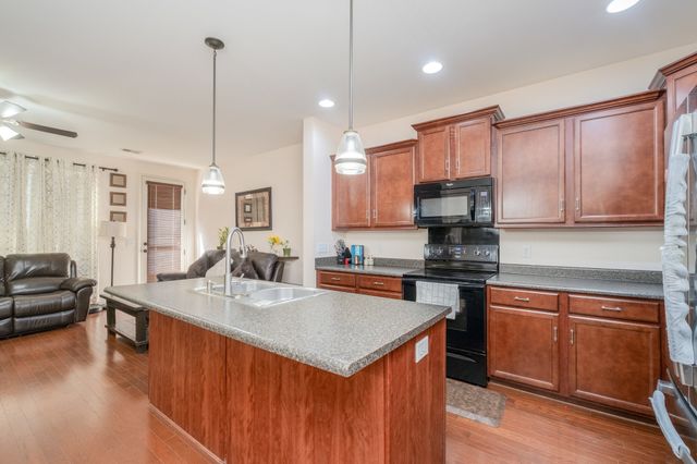 532 Millwood Ln, Mount Juliet, TN 37122