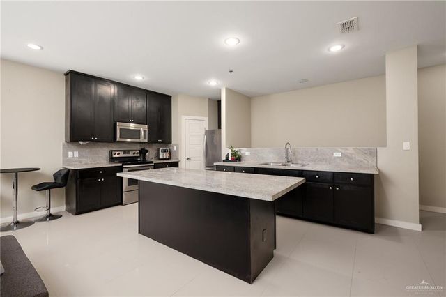 1201 E Camellia Avenue, Mcallen, TX 78501