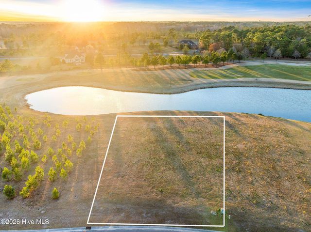 153 Falls Landing Way, Wallace, NC 28466