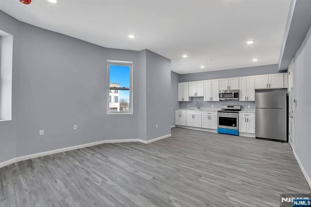 157 Clifton Avenue, Newark, NJ 07104