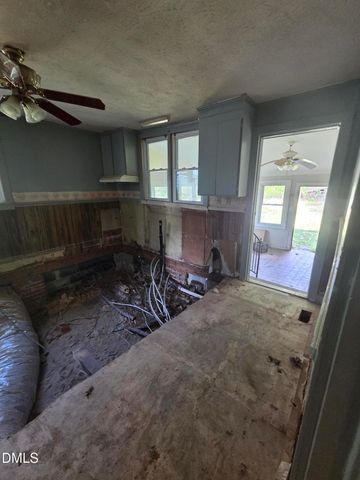 5747 Medicus Lane, Hope Mills, NC 28348