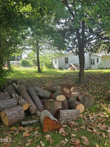 5747 Medicus Lane, Hope Mills, NC 28348