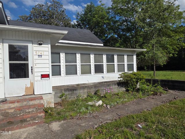5747 Medicus Lane, Hope Mills, NC 28348