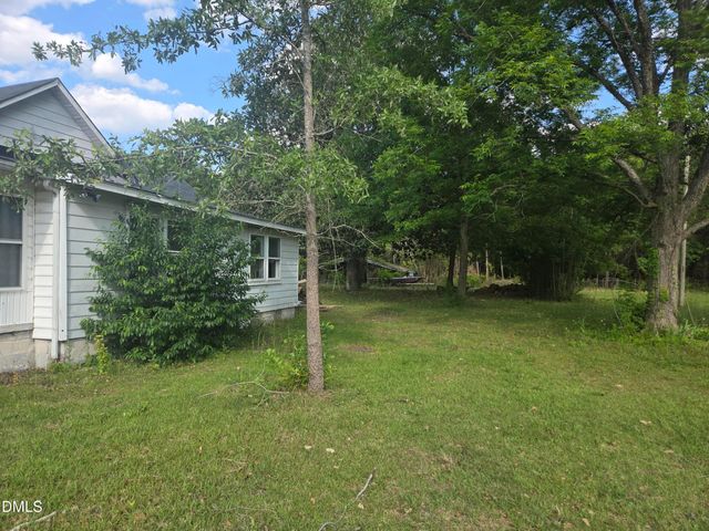 5747 Medicus Lane, Hope Mills, NC 28348