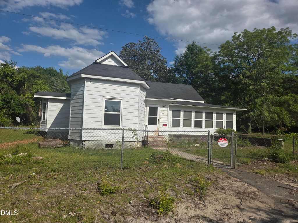 5747 Medicus Lane, Hope Mills, NC 28348