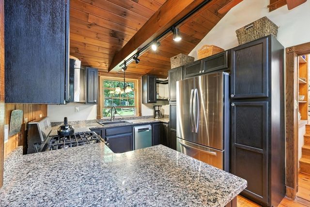 191 East St, Belchertown, MA 01007