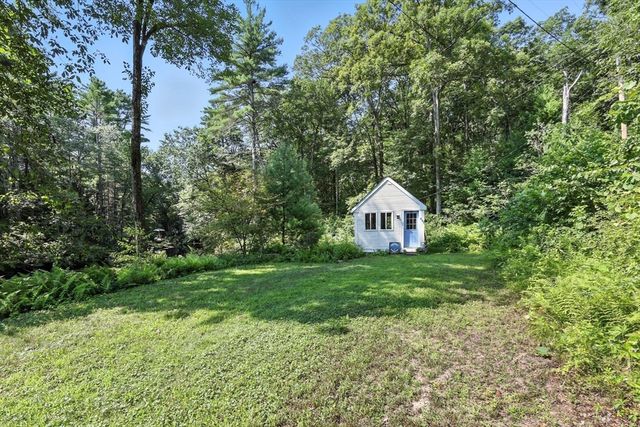 191 East St, Belchertown, MA 01007
