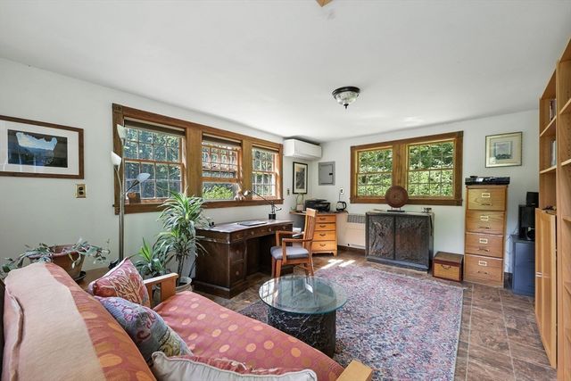 191 East St, Belchertown, MA 01007