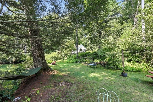 191 East St, Belchertown, MA 01007