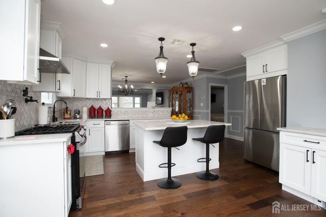 63 Puerto Vallarta Street, Toms River, NJ 08757