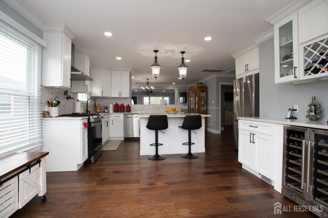 63 Puerto Vallarta Street, Toms River, NJ 08757