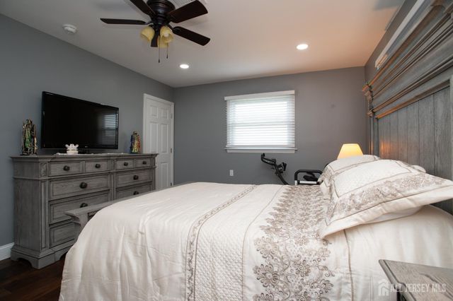 63 Puerto Vallarta Street, Toms River, NJ 08757