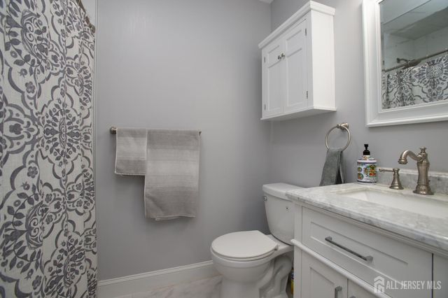 63 Puerto Vallarta Street, Toms River, NJ 08757