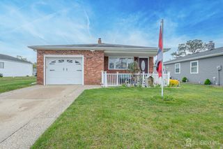 63 Puerto Vallarta Street, Toms River, NJ 08757