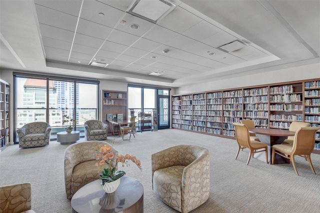 1 SE BEACH DRIVE 1509, St Petersburg, FL 33701