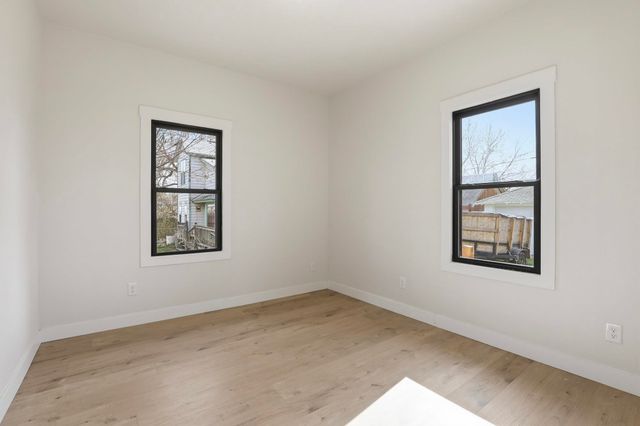 1930 E Marshall Ave, Spokane, WA 99207