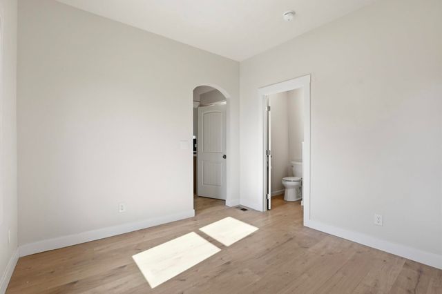 1930 E Marshall Ave, Spokane, WA 99207