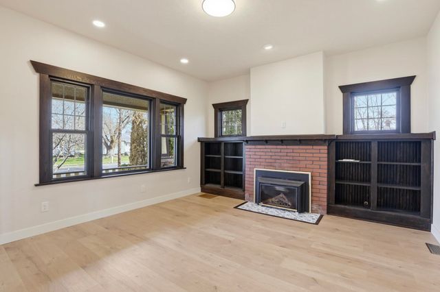 1930 E Marshall Ave, Spokane, WA 99207