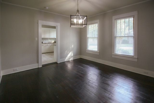 201 N 21st Ave., Hattiesburg, MS 39401