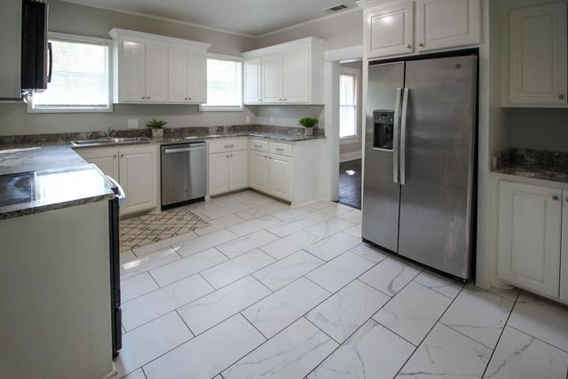 201 N 21st Ave., Hattiesburg, MS 39401