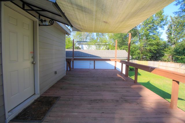 201 N 21st Ave., Hattiesburg, MS 39401