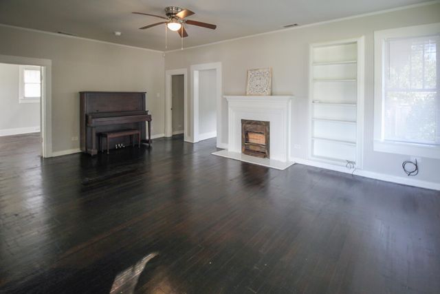 201 N 21st Ave., Hattiesburg, MS 39401