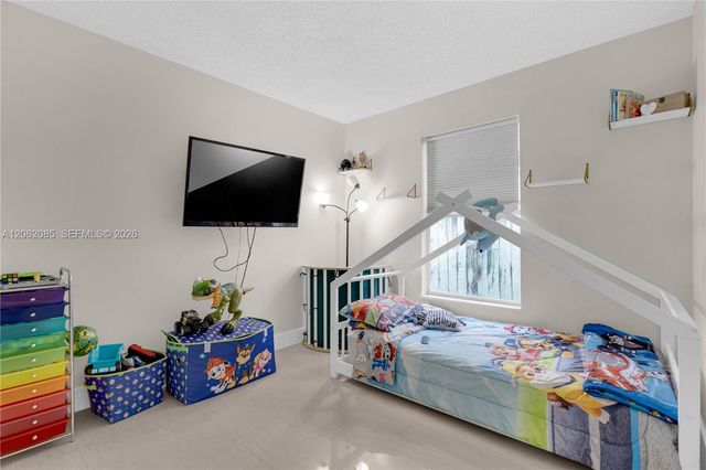 949 SW 7th Place, Florida City, FL 33034