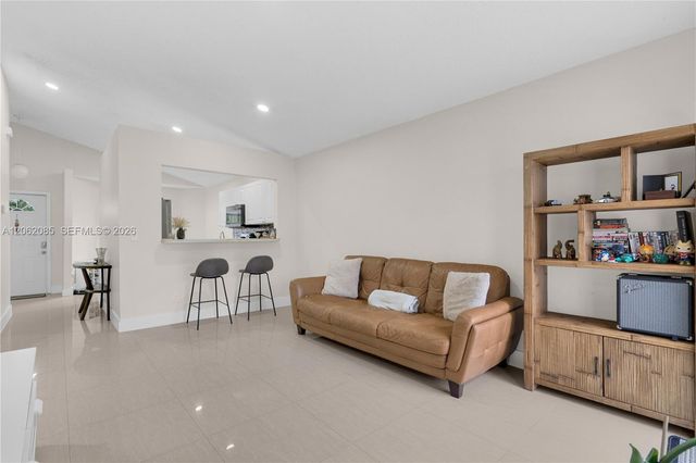 949 SW 7th Place, Florida City, FL 33034