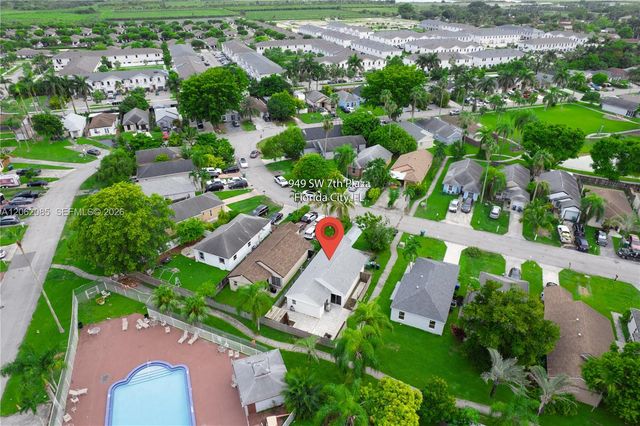 949 SW 7th Place, Florida City, FL 33034