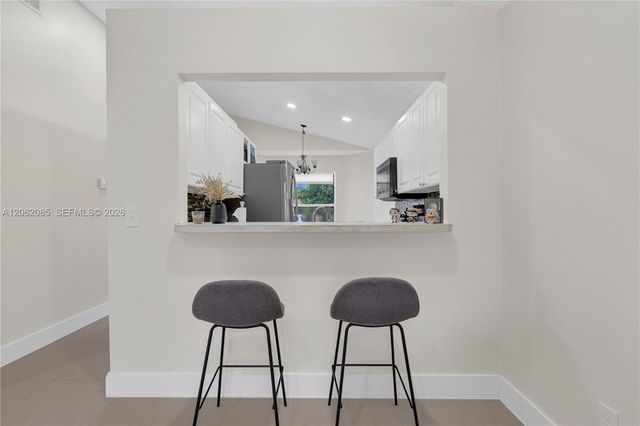 949 SW 7th Place, Florida City, FL 33034
