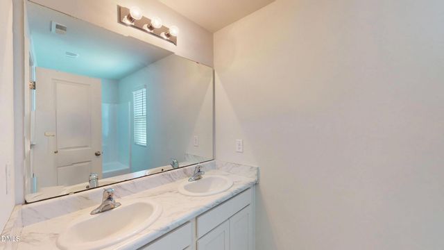 135 Maple Tree Lane, Clayton, NC 27527