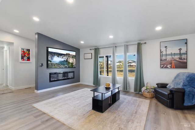 3582 N 3230 E, Kimberly, ID 83341