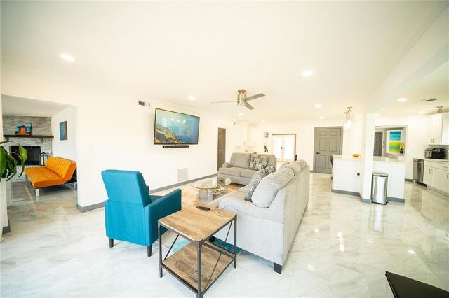 166 BAYSIDE DRIVE, Clearwater Beach, FL 33767