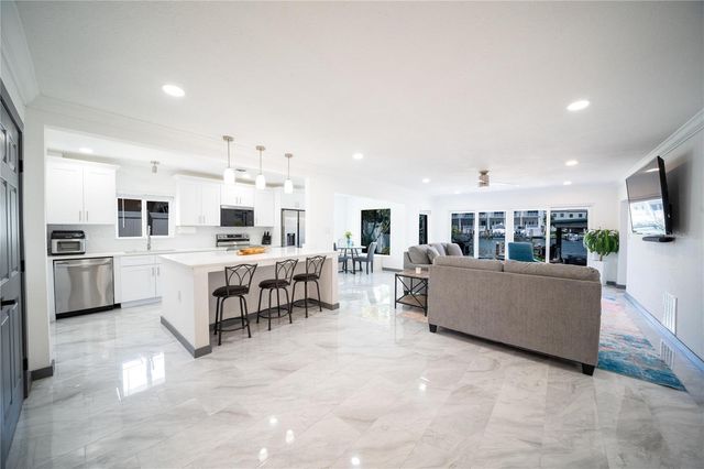 166 BAYSIDE DRIVE, Clearwater Beach, FL 33767